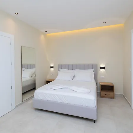 Aluor Aparthotel