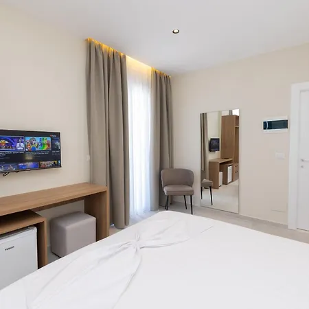 Aluor Aparthotel