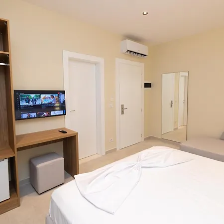 Aparthotel Aluor