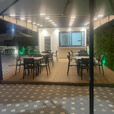 Aparthotel Aluor *