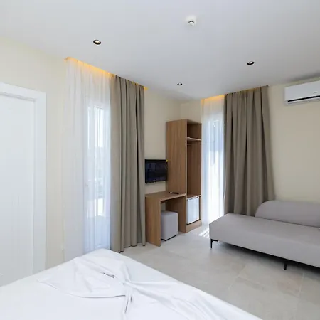 Aluor 3* Vlorë
