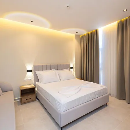 Apart-hotel Aluor 3*