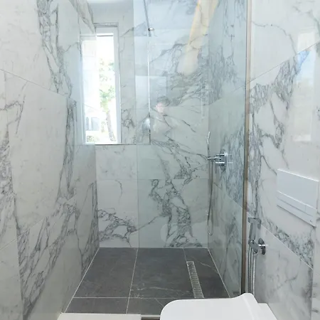 Aluor Aparthotel Vlorë