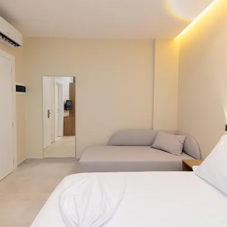 Apart-hotel Aluor 3*