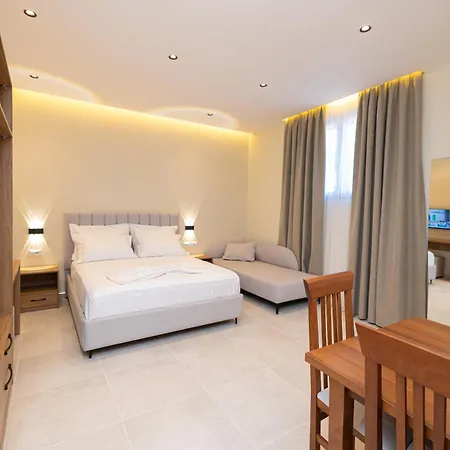 Aluor Aparthotel 3*