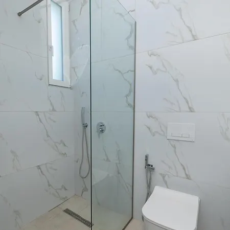 Aluor Aparthotel 3*